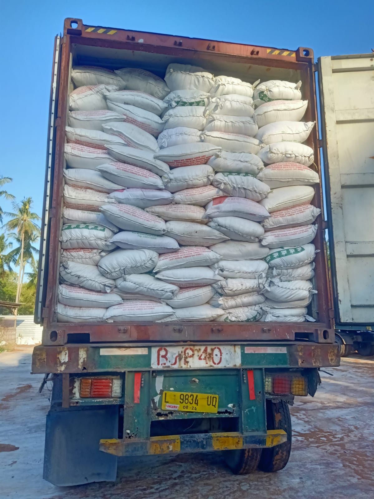 Cocopeat Low EC Karung in Container